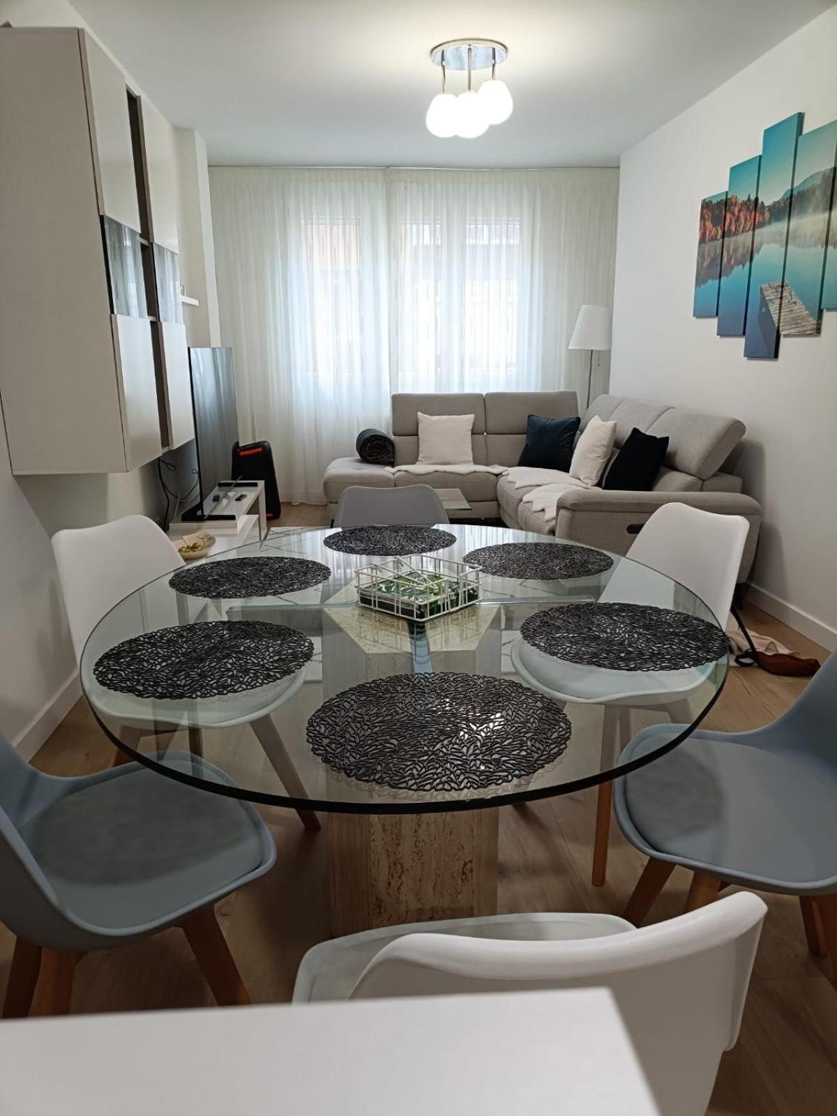 Appartement Bahia Ferry - Parking Y Desayuno Con Productos Tipicos Incluidos *