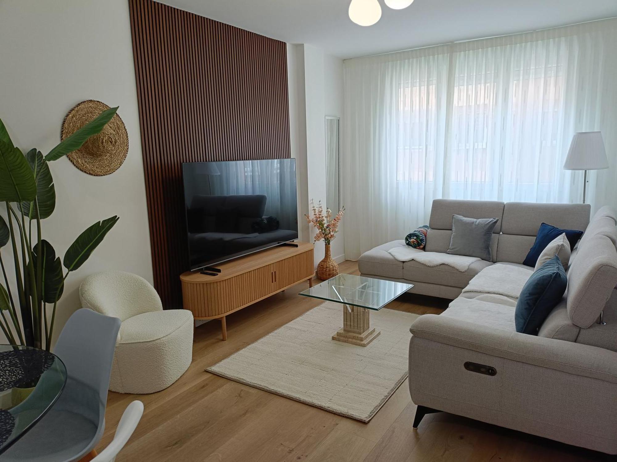 Appartement Bahia Ferry - Parking Y Desayuno Con Productos Tipicos Incluidos Santander